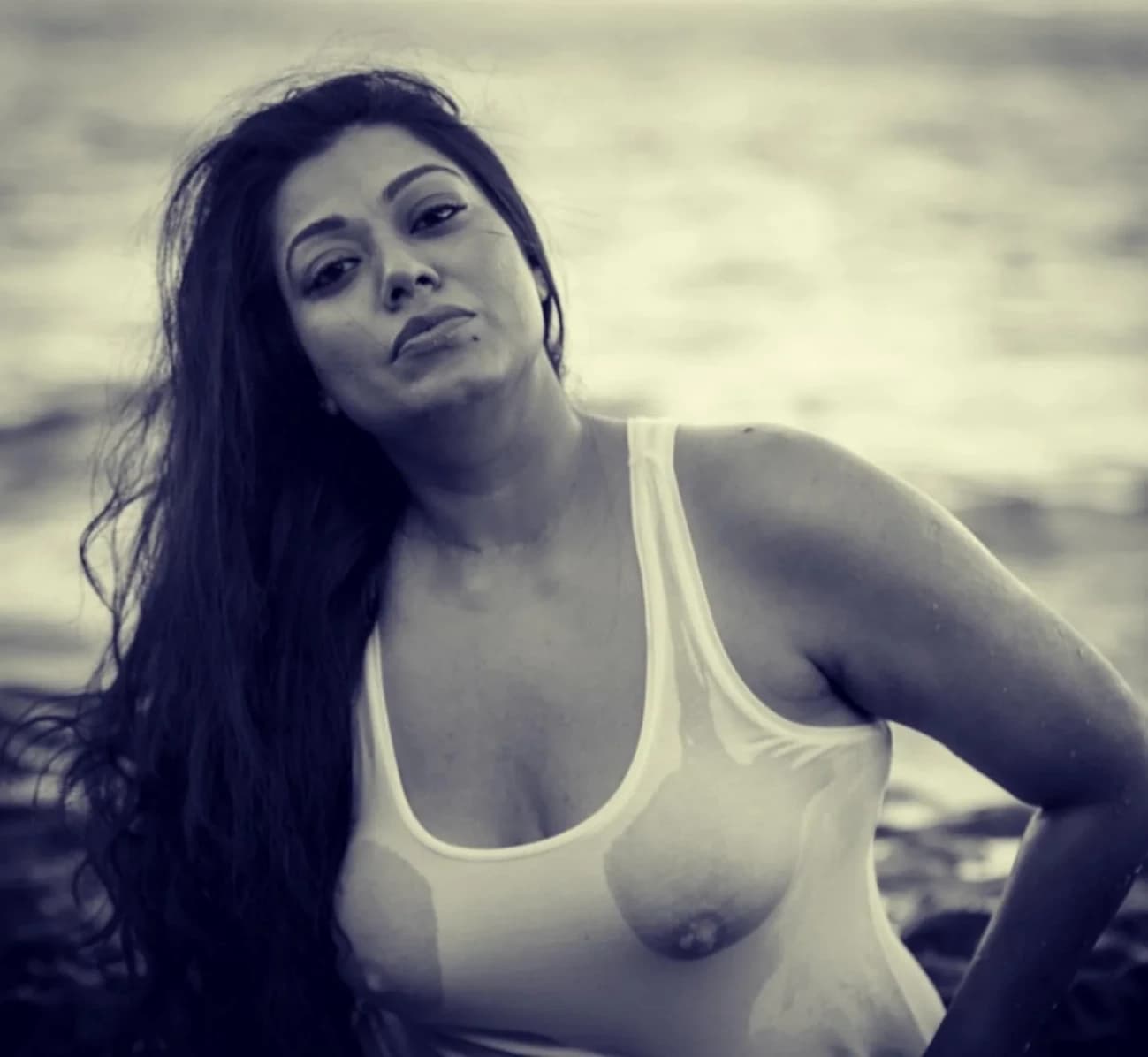 Desi MILF Saroni Roy Model Flashes Her Massive Boobs in Public - Image 12