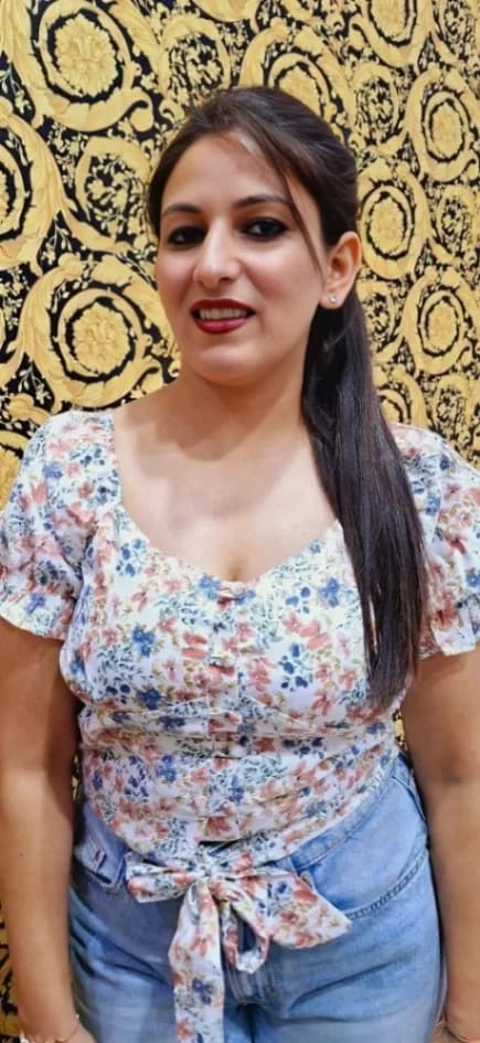 Trending Desi Curvy Milf Undresses for Boyfriend and Gives Him a Professional Blowjob Teasing Her Milky Boobs and Juicy Ass - Image 3