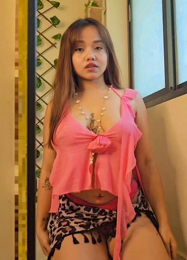 Naughty Insta Influencer DK Insane Strips Her Saree Nude Pressing Soft Boobs Spreading Legs Rubbing Wet Pussy - Image 1