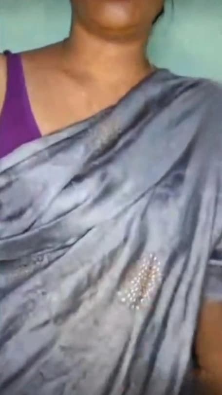 Horny Tamil Aunty Strips Nude, Spreads Legs, and Fingers Her Wet Pussy - Image 1